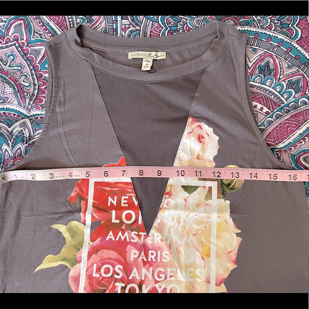 Express OneEleven Hazy Purple Vneck Tank - Picture 5 of 8